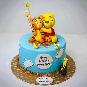 Honey The Pooh Cake