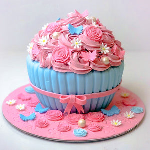 Giant Cupcake theme Cake