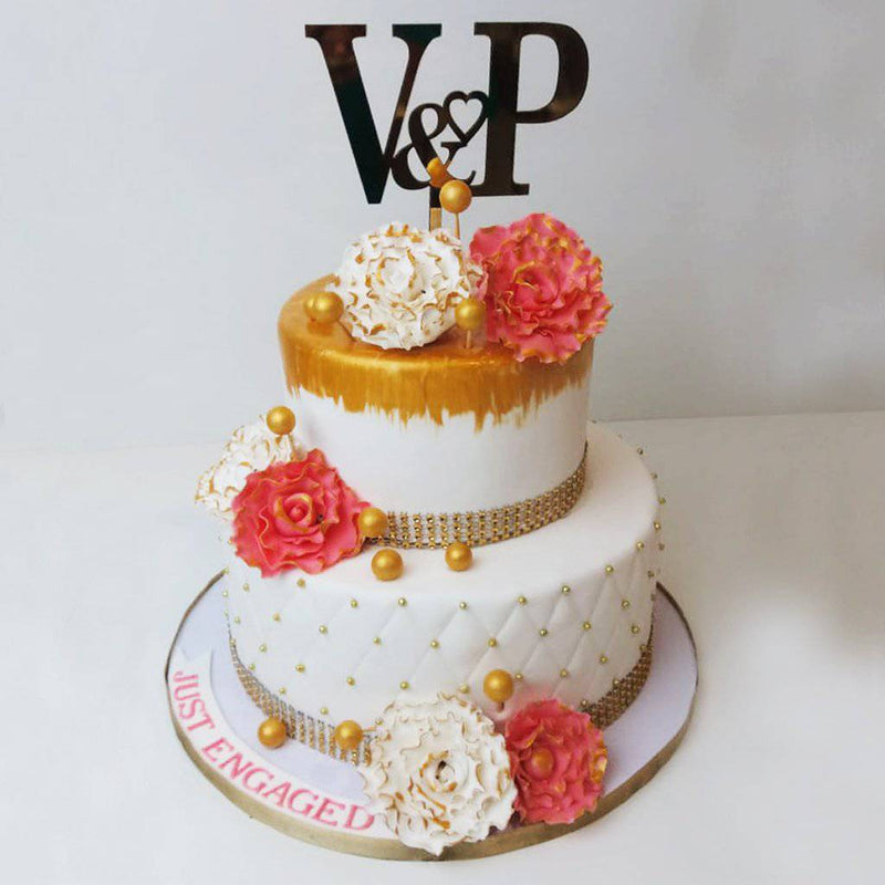 Cake Topper - Engaged Diamond Ring | Wedding cake toppers, Cake topper  initials, Engagement cake toppers