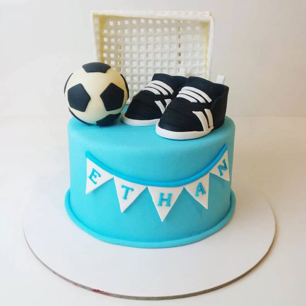 Football Theme Fondant Cake ( Send Cake From USA to India ) - Kalpa Florist