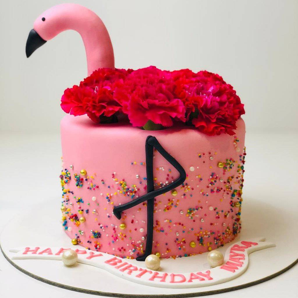 Swan Shape Theme Cake