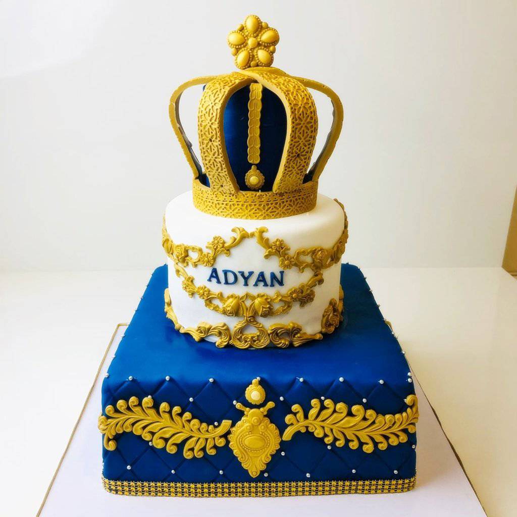 King Crown Birthday Cake