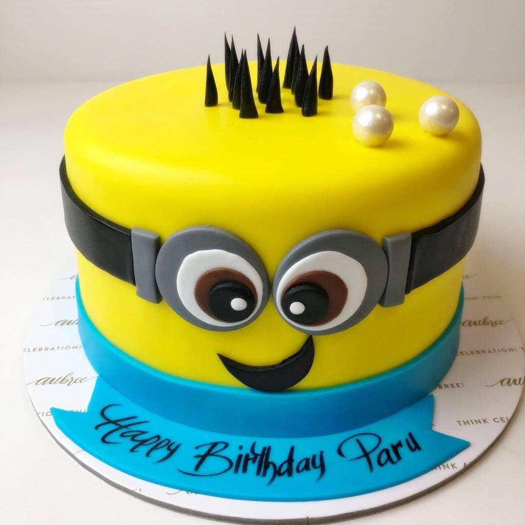50 Best Birthday Cake Ideas in 2022 : Minion Cake