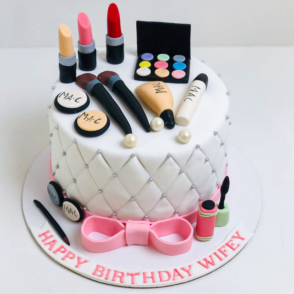 Makeup cake design |Makeup Cake Recipe |Fondant Makeup cake decorating  |Fondant cake Recipe - YouTube